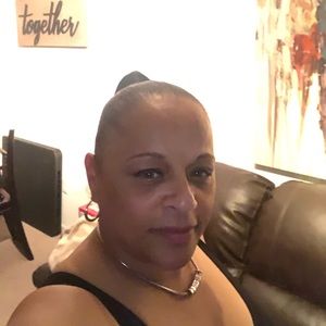 Meet your Posher, Ellen